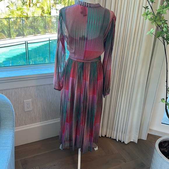 Saloni dress - Picture 4 of 4